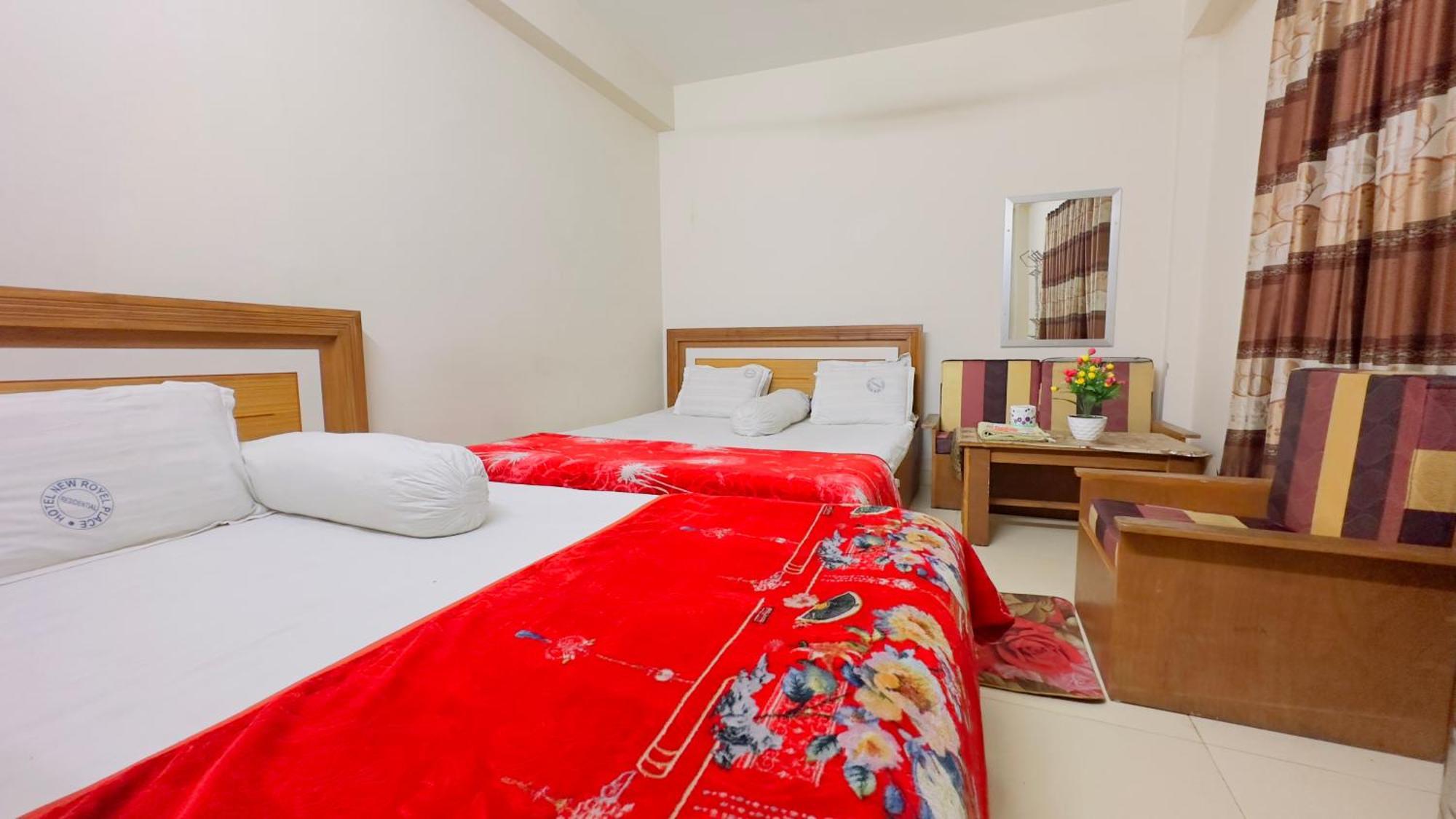 Hotel New Royal Palace Dhanmondi Dakka Dış mekan fotoğraf